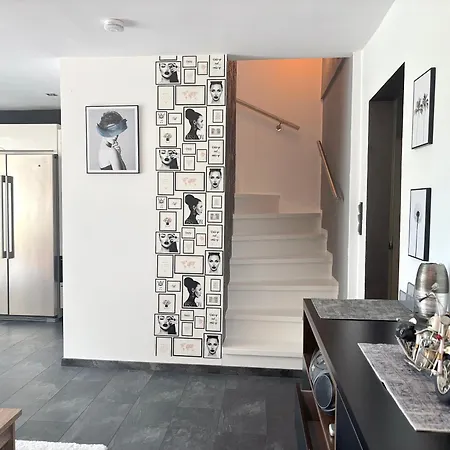 Ruhe Oase Steinhoefel - Balkon, Naturblick, Design-maisonette-apartment - Nahe Fuerstenwalde-spree *