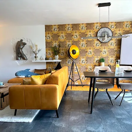 Ruhe Oase Steinhoefel - Balkon, Naturblick, Design-maisonette-apartment - Nahe Fuerstenwalde-spree * Steinhofel