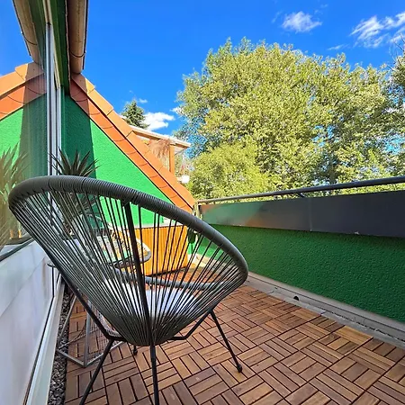 Ruhe Oase Steinhoefel - Balkon, Naturblick, Design-maisonette-apartment - Nahe Fuerstenwalde-spree