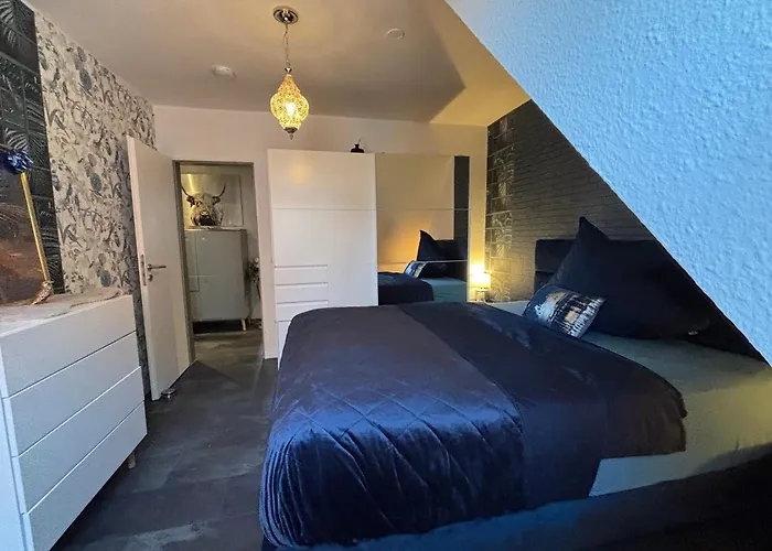 Ruhe Oase Steinhoefel - Balkon, Naturblick, Design-maisonette-apartment - Nahe Fuerstenwalde-spree * Steinhofel