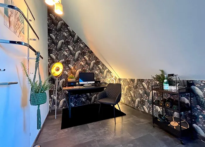 Ruhe Oase Steinhoefel - Balkon, Naturblick, Design-maisonette-apartment - Nahe Fuerstenwalde-spree Steinhofel